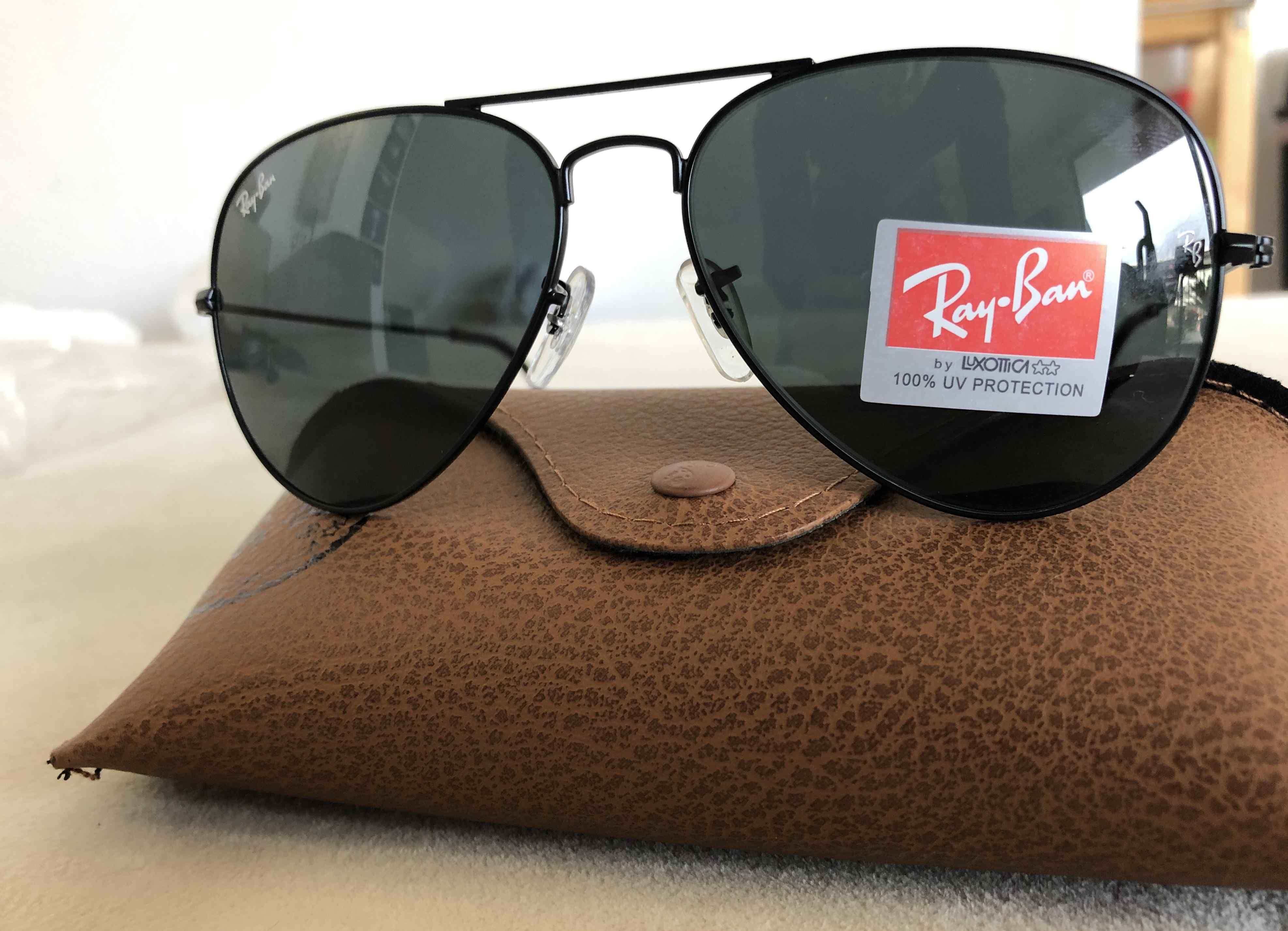 Brand New Authentic RayBan Aviator Sunglasses
