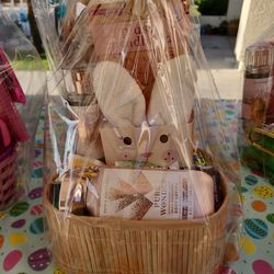 Bath and Body Works Easter  Basket