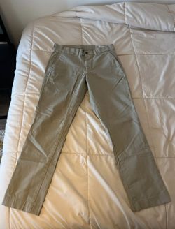 Gap Men's Khakis/Light Brown Chino Pants - Size 30"x32"