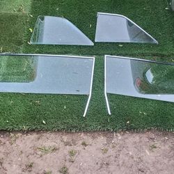 Impala Clear Glass Original Gd Condition See Pictures