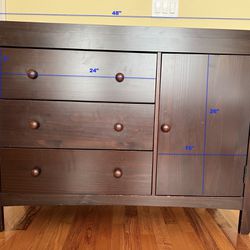 Dresser with Changing Table 