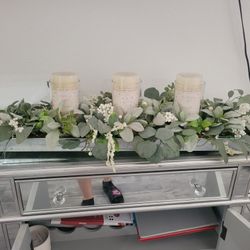 DECOR FOR DINNING TABLE