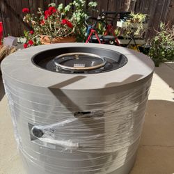 Propane, Fire Pit Brand New
