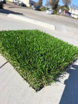 $2.19/sqft Spring Green Artificial Grass