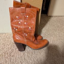 Seychelles Embroidered Cowgirl boots
