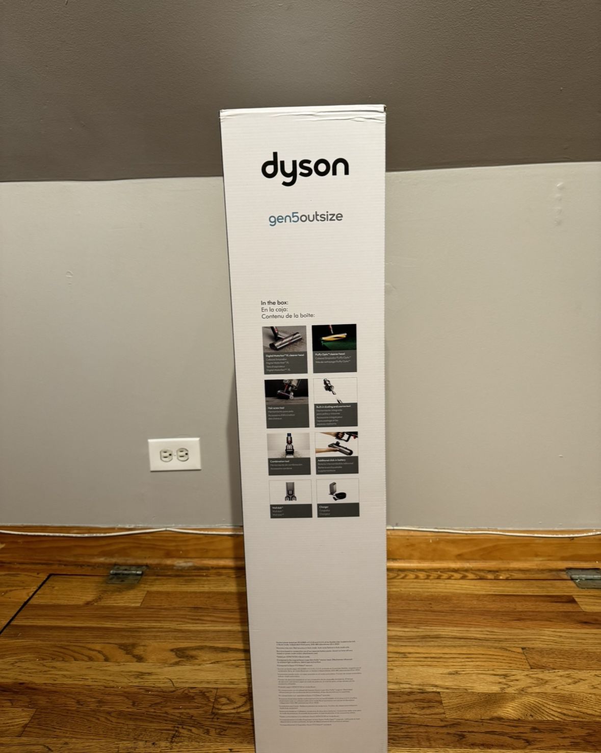 Dyson Gen5 Outsize Vacuum BRAND NEW FACTORY SEALED