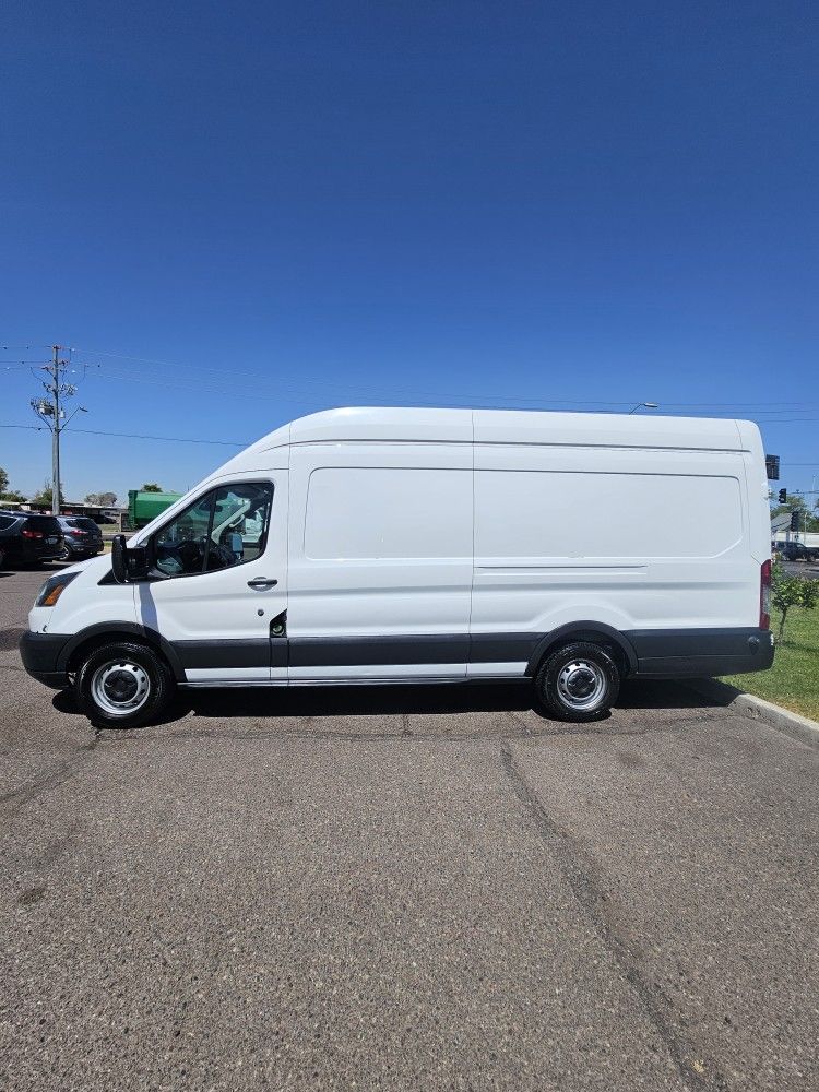 2015 Ford Transit