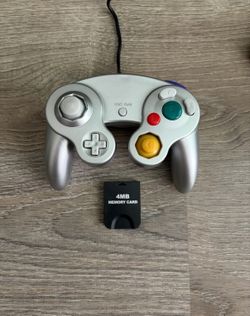 GameCube controller & memory card