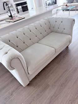 Love seat couch