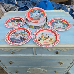 Disney Plates 