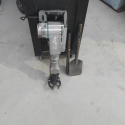 Makita HPM 1500 Heavy Duty Demo Jackhammer 