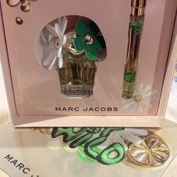 Marc Jacob Daisy Wild 