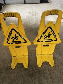 Rubbermaid Wet Floor Signs