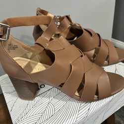 $10 Chase And Chloe 7.5