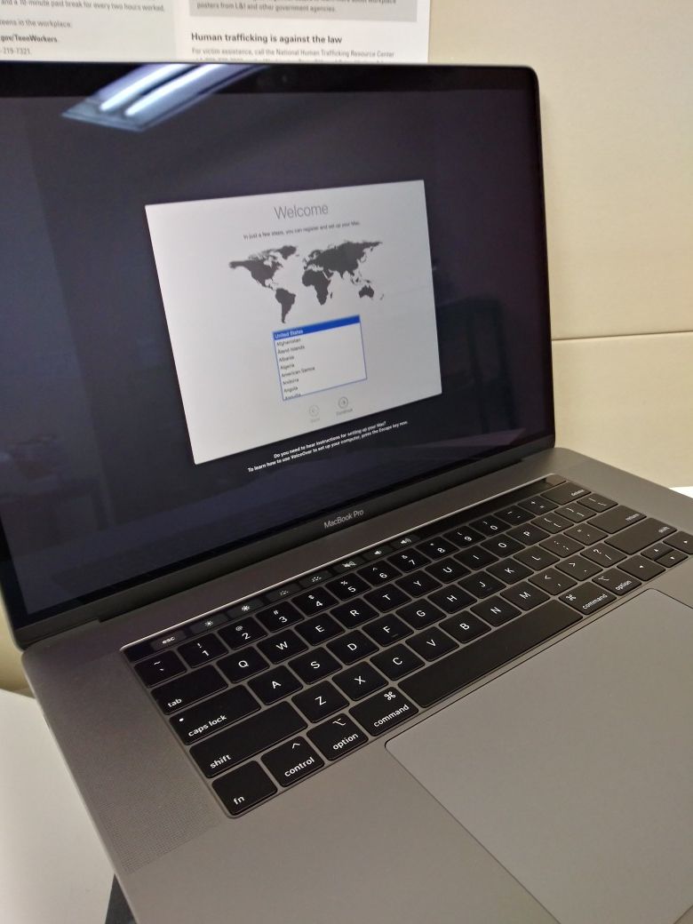 MacBook Pro 2019 15in 256GB SSD Brand New