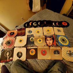 no scratches  mint condition 45's  with original sleeves
