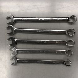 Snap On 5pc Metric Set 20-24mm      (25)