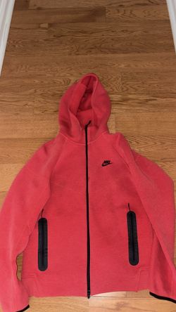 Red Nike tech size medium