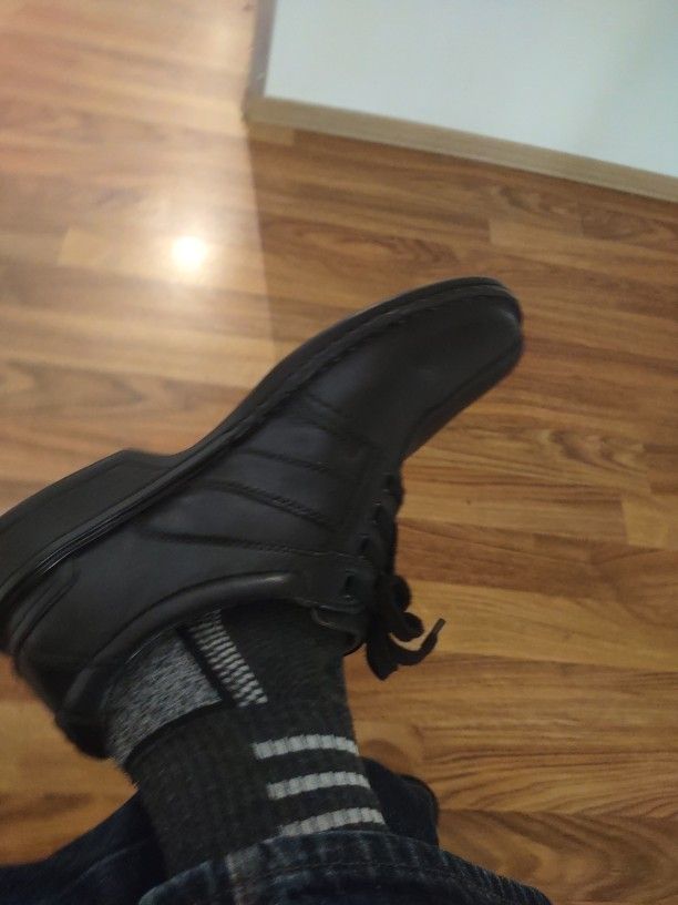 Men Shoes