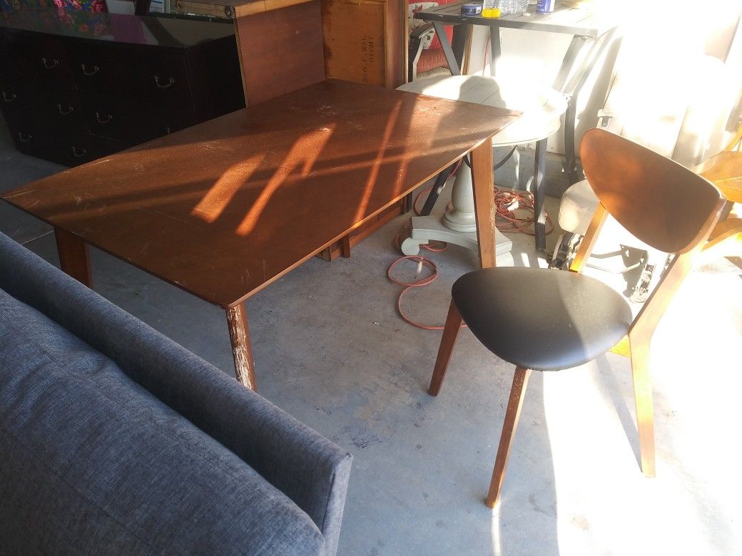 Table/desk And Chair
