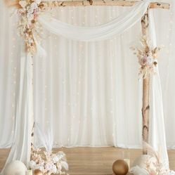 BNIB Lings Floral Garland