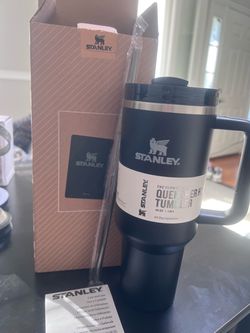 Stanley Quencher H2.0 Tumbler 40oz Black