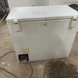 GE Chest freezer