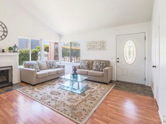 Sofas/ couches/sala