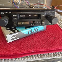 Old School Single Din Car Stereo 