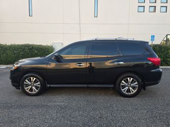 2020 Nissan Pathfinder