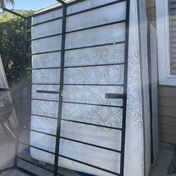 Queen size mattress, box spring and frame