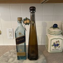 Blue label bar and 1942 Casamigos
