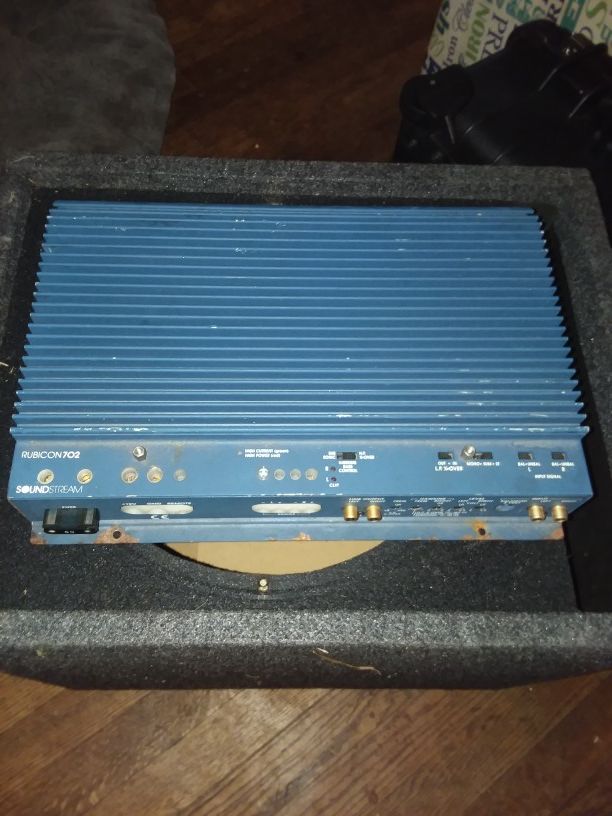 Old school Soundstream Rubicon 702