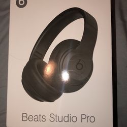 Beats Studio Pro Wireless Noise Cancelling Headphones