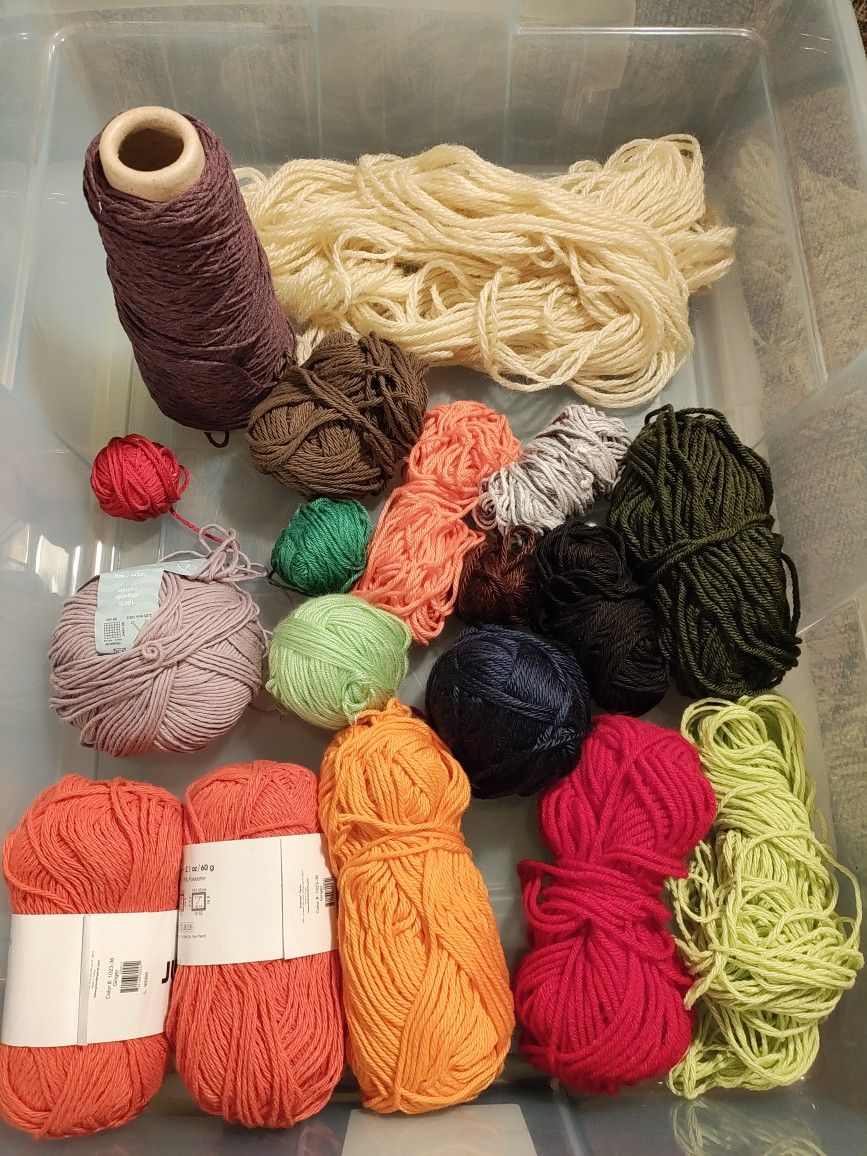 Yarn. Odds And Ends