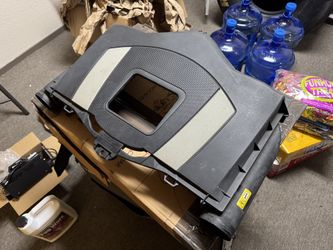 W204 Mercedes C300 Engine Cover Air Filter Box