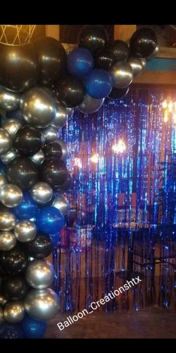 Organic balloon garland