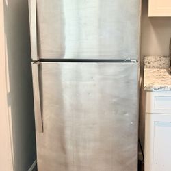Stainless Steel Whirlpool Fridge 