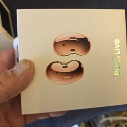 Samsung BUDS live