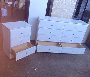 Dresser And Nighstand 