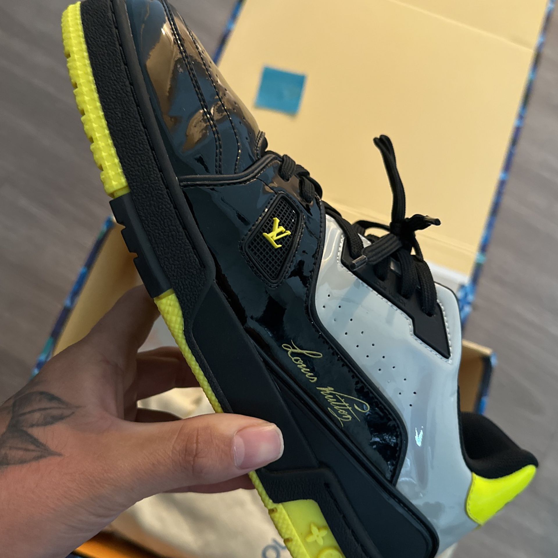 Louis Vuitton Trainer Sneaker Size 9 for Sale in Houston, TX - OfferUp