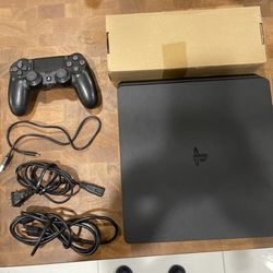 PS4 Slim 1TB