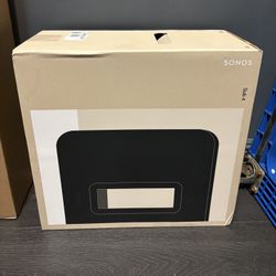 Sonos sub 4 Brand New Sealed