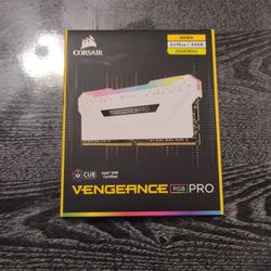 VENGEANCE® RGB PRO 32GB (2 x 16GB) DDR4 DRAM 2666MHz C16 Memory Kit — White

