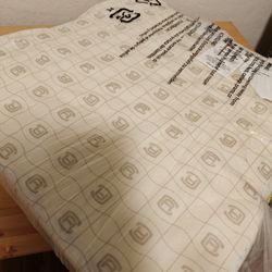 20x20x3 In Replacement Cushion / Comfy Dog Bed