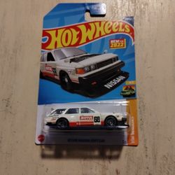 Hot Wheels Nissan Maxima Drift Car