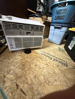 12000 BTU air Conditioner