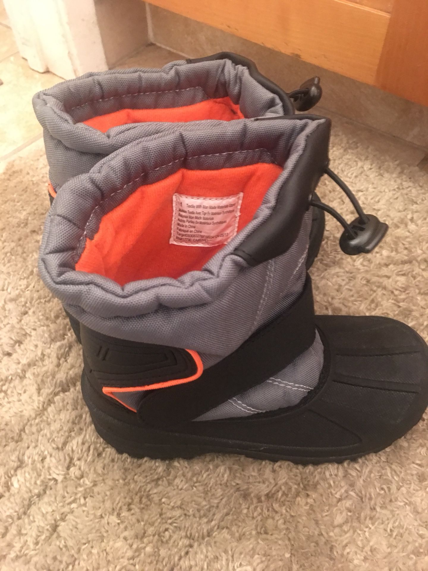 Snow boots for kid