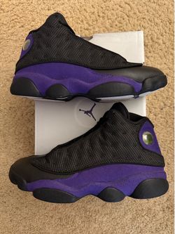 Size 9 (Pre owned, comes with og box) - Air Jordan 13 retro court purple