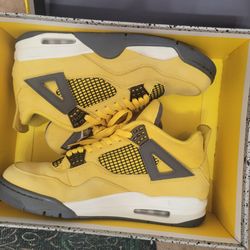 Jordan 4s size 12